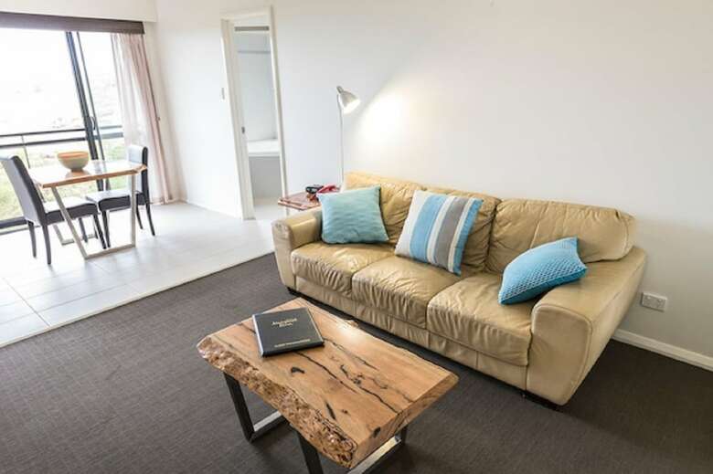 Hotel Margarets Beach Resort