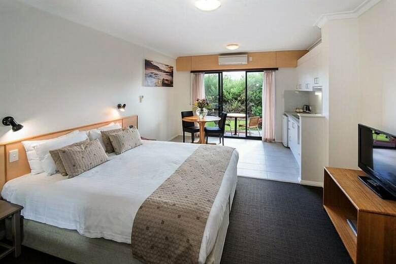Hotel Margarets Beach Resort