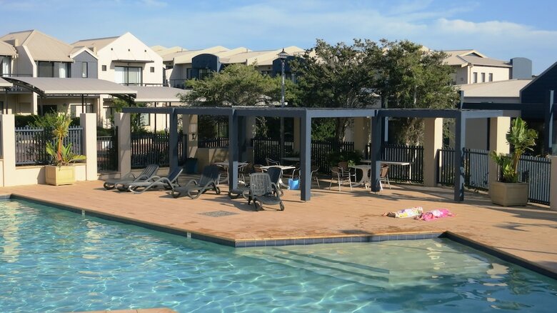 Hotel Margarets Beach Resort