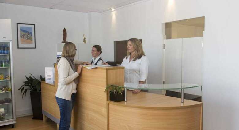 Hotel Margarets Beach Resort