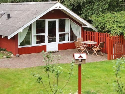 Two-bedroom Holiday Home In Bl�vand 26
