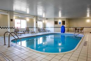 Hotel Comfort Suites West