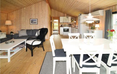 Holiday Home Krondyrstien 09