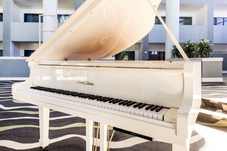 Orlando International Airport Hotel