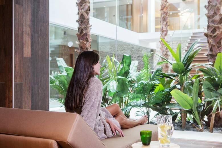 Hotel The Oasis By Don Carlos Resort