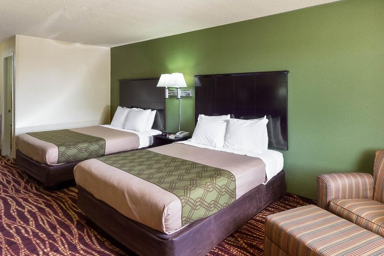 Hotel Econo Lodge Inn & Suites Coliseum