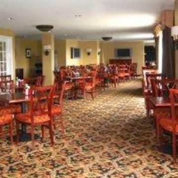 Clarion Collection Hotel Arlington Court Suites