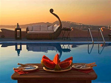 Hotel Suites Of The Gods