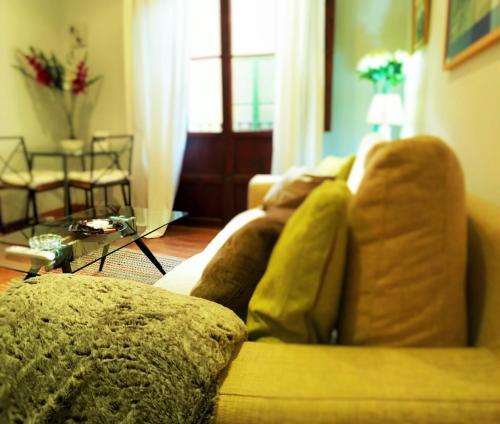 Cozymallorca!:old Centre Apartments