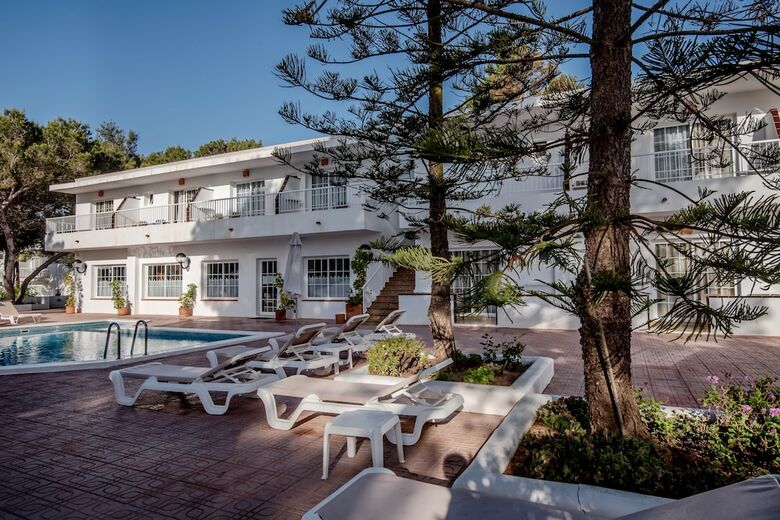 Hostal Es Pi - Formentera Vacaciones