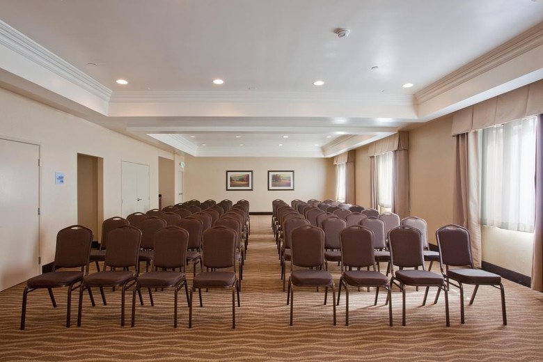 Holiday Inn Express Hotel & Suites Los Angeles Airport Hawthorne