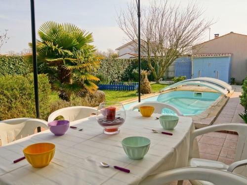 Holiday Home Les Bardi�res