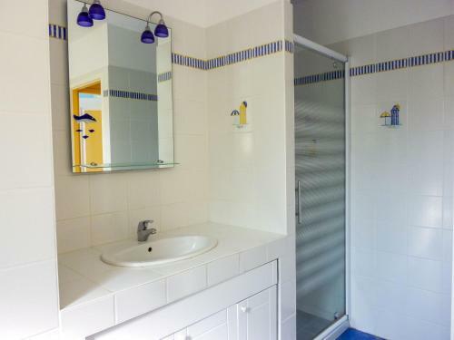 Holiday Home Les Bardi�res