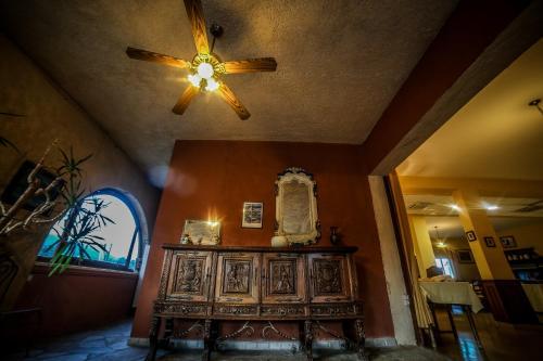 Hotel Castellu Rossu