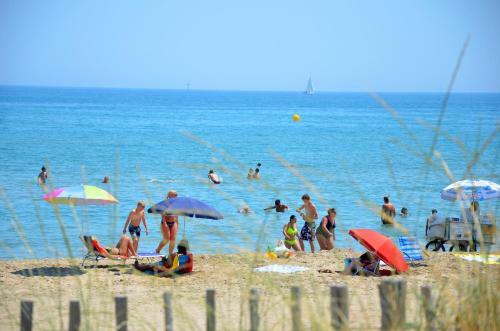 Hotel Lagrange Grand Bleu Vacances ? R�sidence La Grenadine