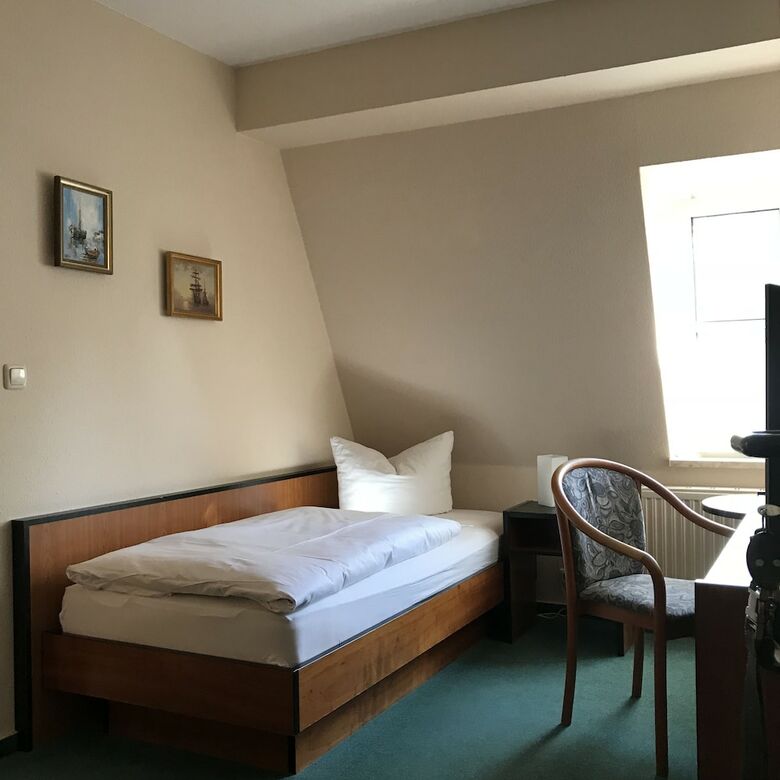 Hostal Gasthaus & Pension "zur Schaabe"