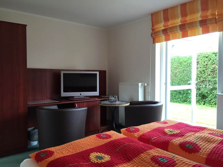Hostal Gasthaus & Pension "zur Schaabe"