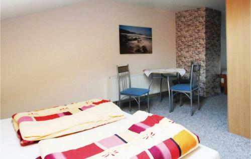 Three-bedroom Holiday Home In Gohren-lebbin Ot U.