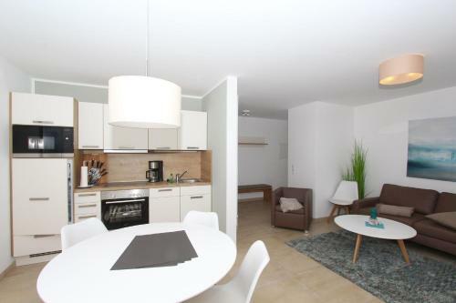 Apartamento Strandresort Rex Rugia - Haus 13