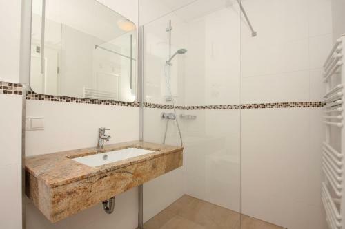 Apartamento Strandresort Rex Rugia - Haus 13