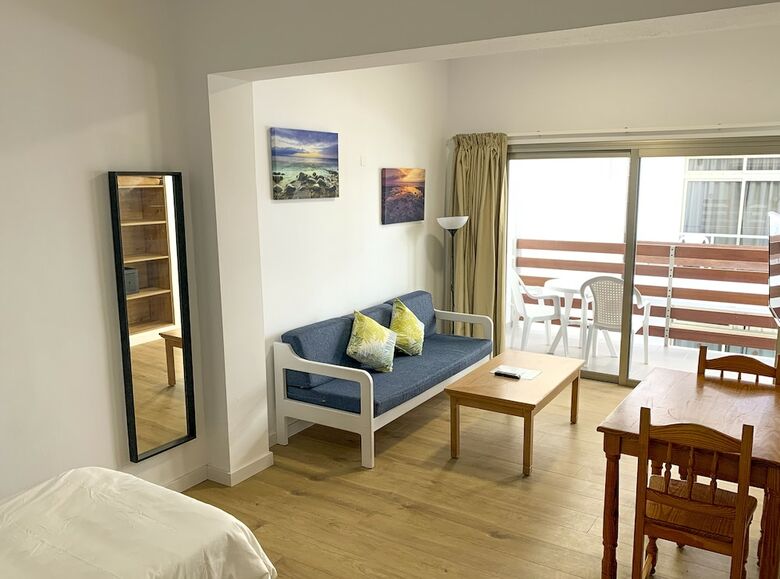Apartamentos Brisamar Canteras