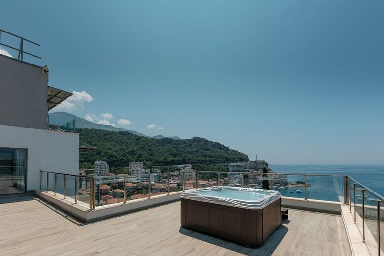 Hotel The Queen Of Montenegro