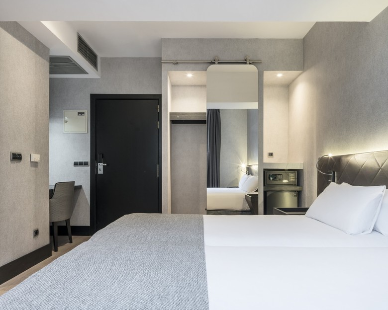 Hotel Ilunion Bel Art