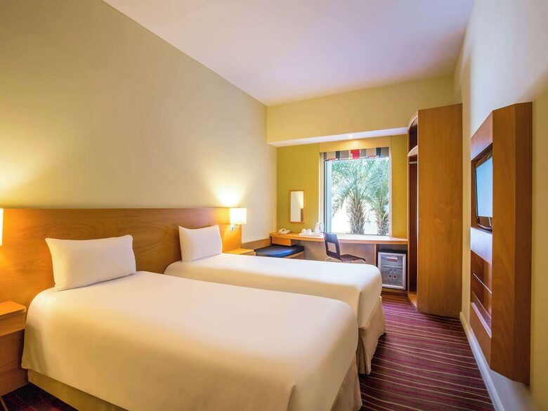 Hotel Ibis Mall Of The Emirates