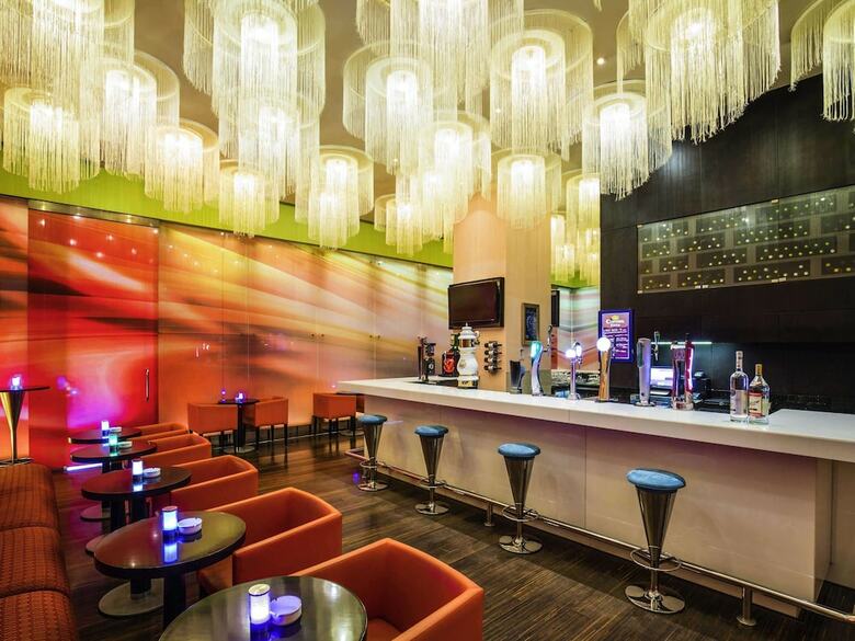 Hotel Ibis Mall Of The Emirates