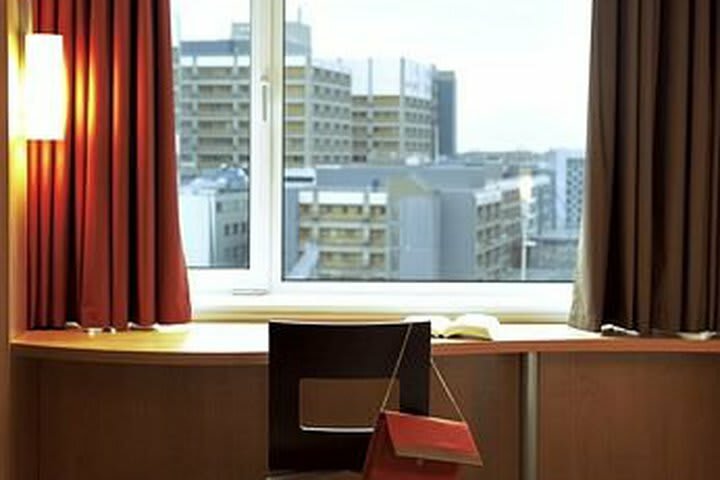 Hotel Ibis Mall Of The Emirates
