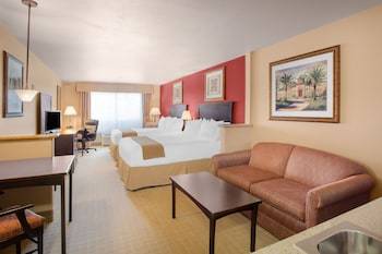 Holiday Inn Express Hotel & Suites Yuma