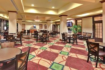 Holiday Inn Express Hotel & Suites Yuma