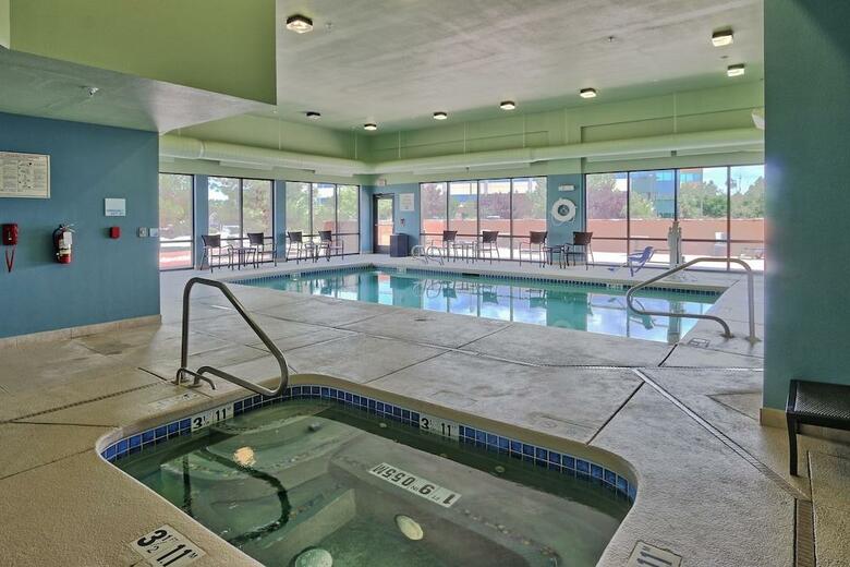 Holiday Inn Express Hotel & Suites Albuquerque Historic Old Town