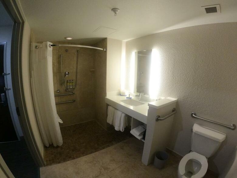 Holiday Inn Express Hotel & Suites Albuquerque Historic Old Town