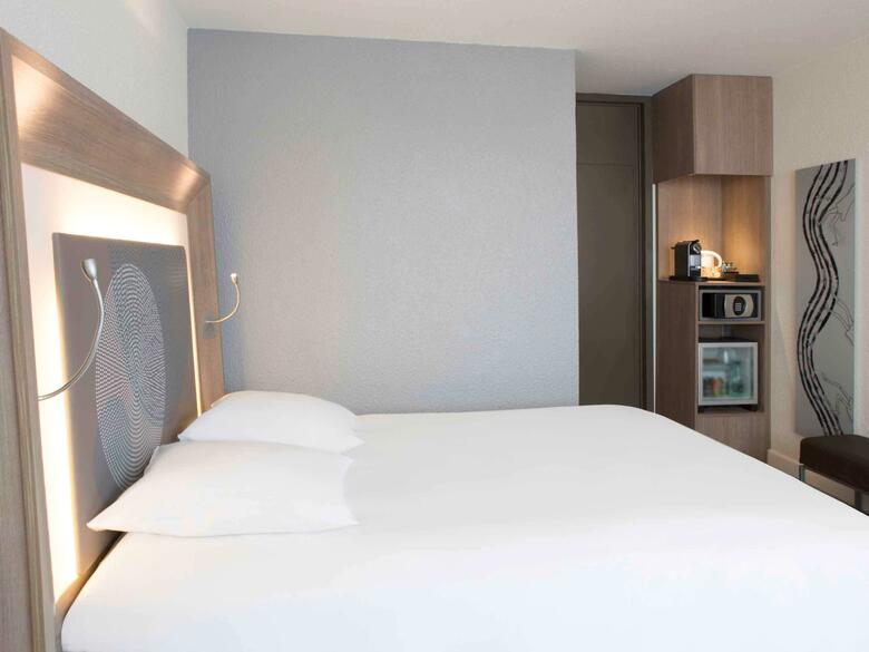 Hotel Novotel Bordeaux Le Lac