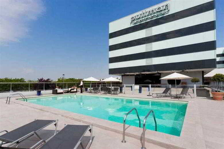 Hotel Novotel Bordeaux Le Lac