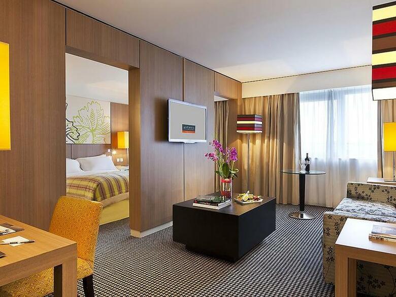 Hotel Novotel Bordeaux Le Lac
