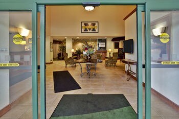 Holiday Inn Hotel  Suites Ann Arbor Univ. Mic