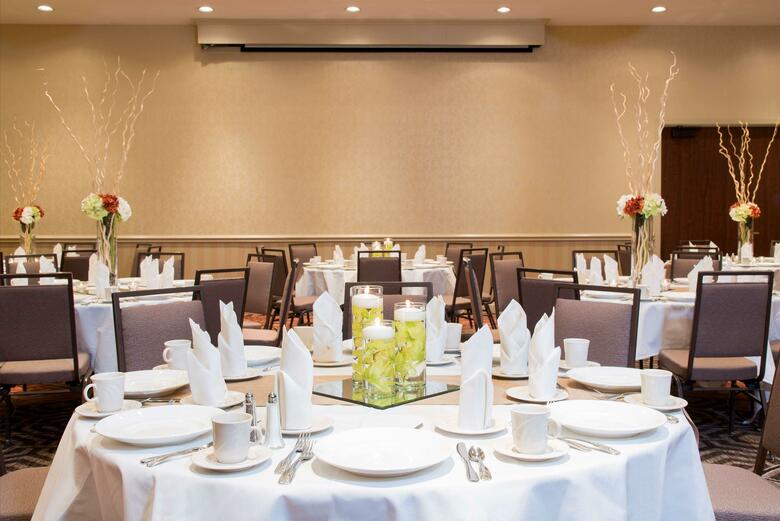 Hotel Hilton Grand Rapids Airport
