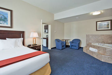 Holiday Inn Express Hotel & Suites Hinton