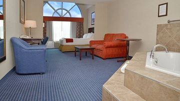 Holiday Inn Express Hotel & Suites Hinton