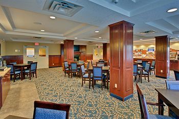 Holiday Inn Express Hotel & Suites Hinton