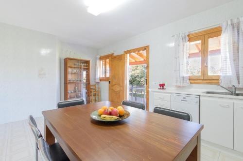 Chalet Falc� With Private Pool And Garden