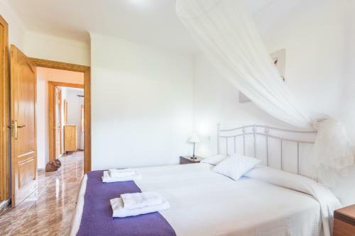 Chalet Falc� With Private Pool And Garden