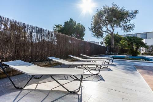 Chalet Falc� With Private Pool And Garden