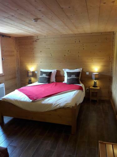 Bed & Breakfast Chalet Sous Le Jora - Chambres D'h�tes