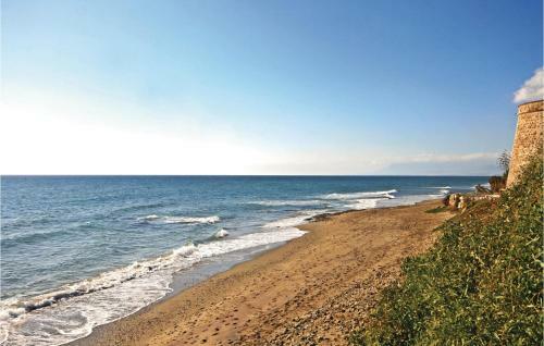 Two-bedroom Apartment In Marbella-las Chapas