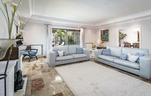 Beautiful Luxury Villa, Marbella With Heated Pool As Option