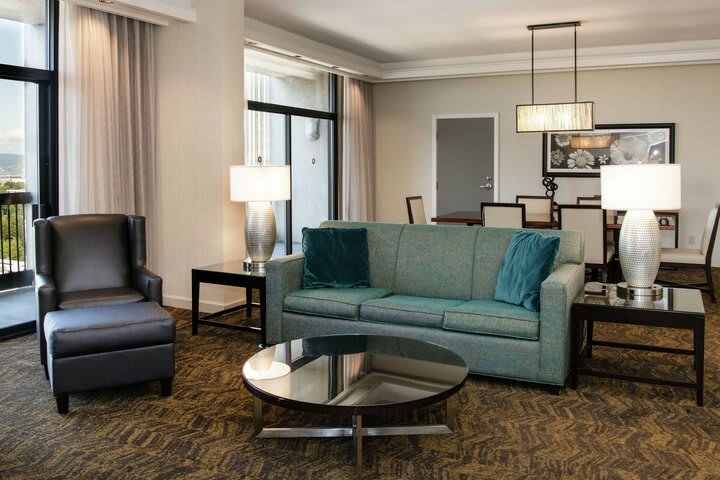 Doubletree Hotel & Exec. Meeting Ctr. Portland-lloyd Center