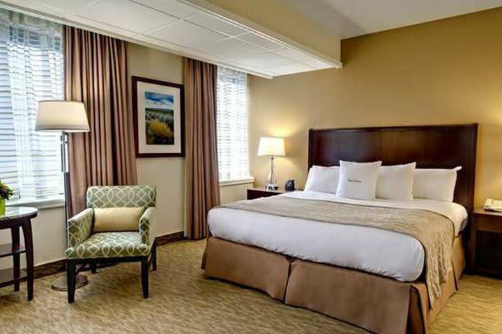 Doubletree Hotel & Exec. Meeting Ctr. Portland-lloyd Center